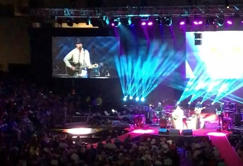 ユースホステル The Gables Inn