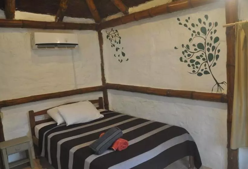 ユースホステル Viejamar B&b