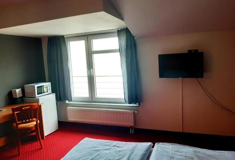 פנסיון A 7   Avenue 7 Penzion