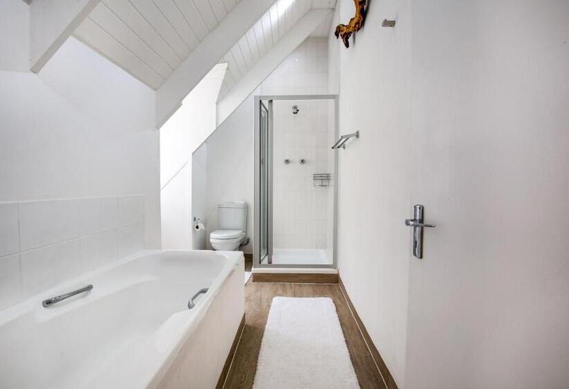 بنسيون Cosimi Guest House