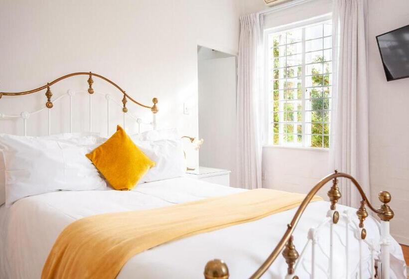 بنسيون Cosimi Guest House