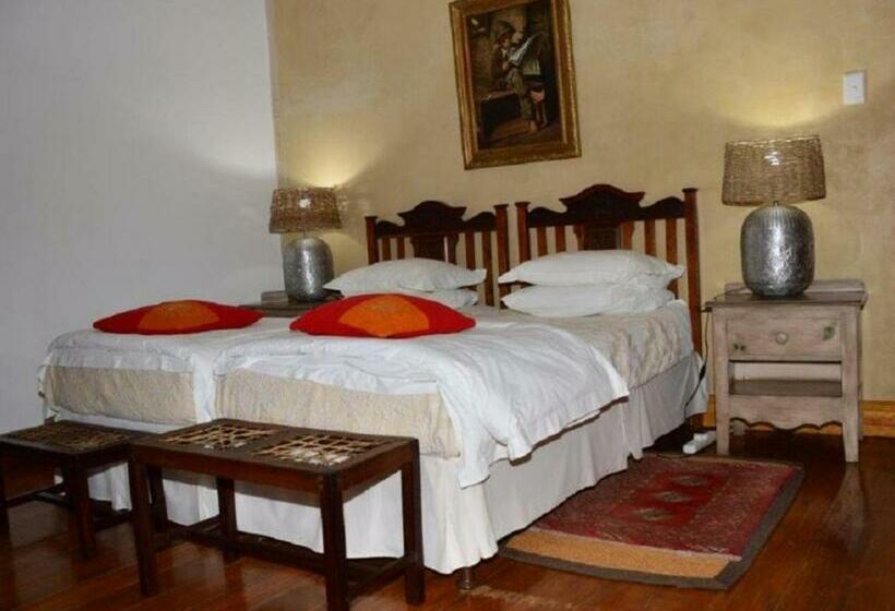 Pension Cypress Cottage