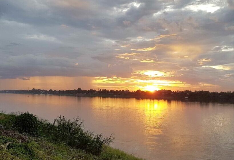 Пансион Mut Mee Garden Guest House