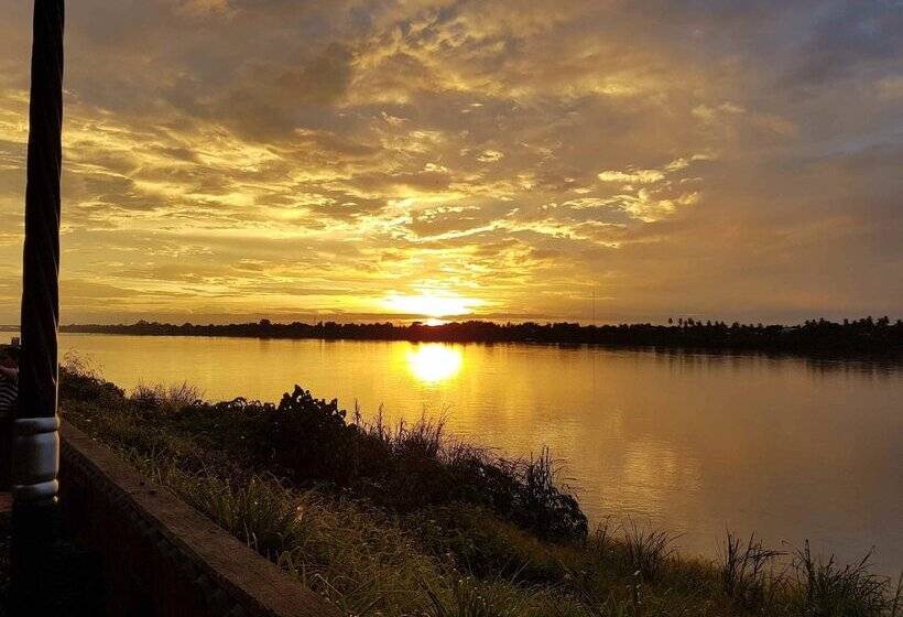 Пансион Mut Mee Garden Guest House