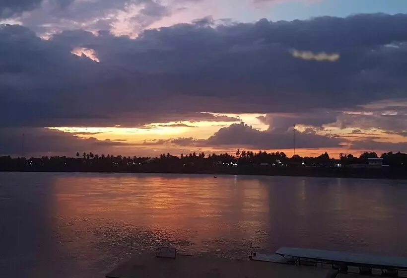 ペンション Mut Mee Garden Guest House