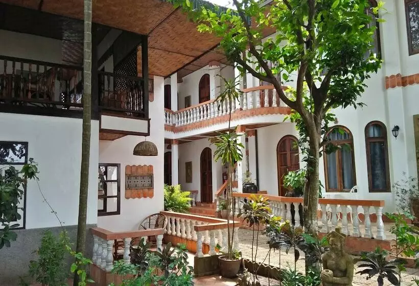 ペンション Mut Mee Garden Guest House