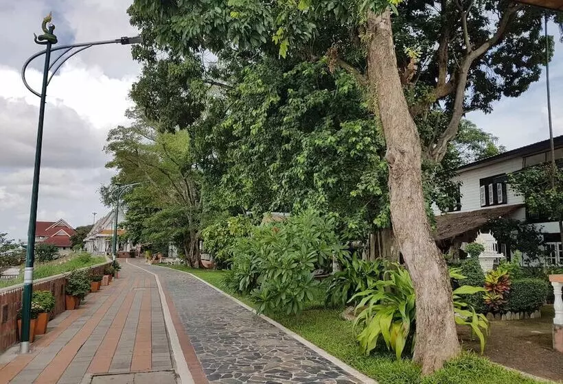 ペンション Mut Mee Garden Guest House