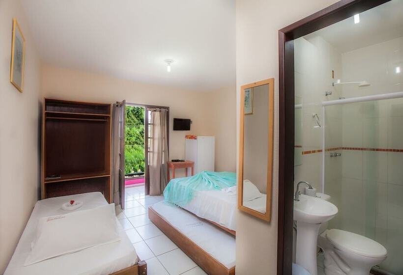 پانسیون Pousada Tia Helena