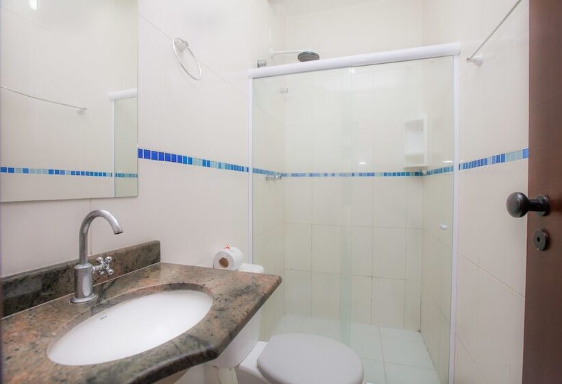 پانسیون Pousada Tia Helena