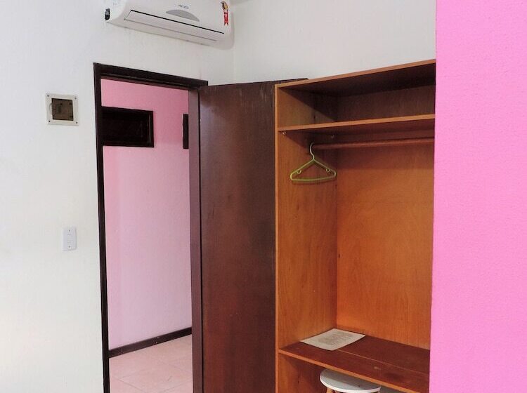 پانسیون Pousada Tia Helena