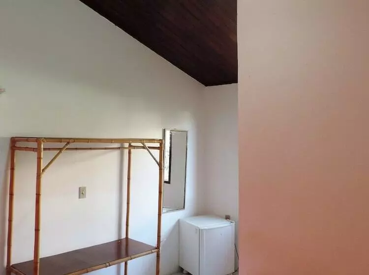 ペンション Pousada Tia Helena