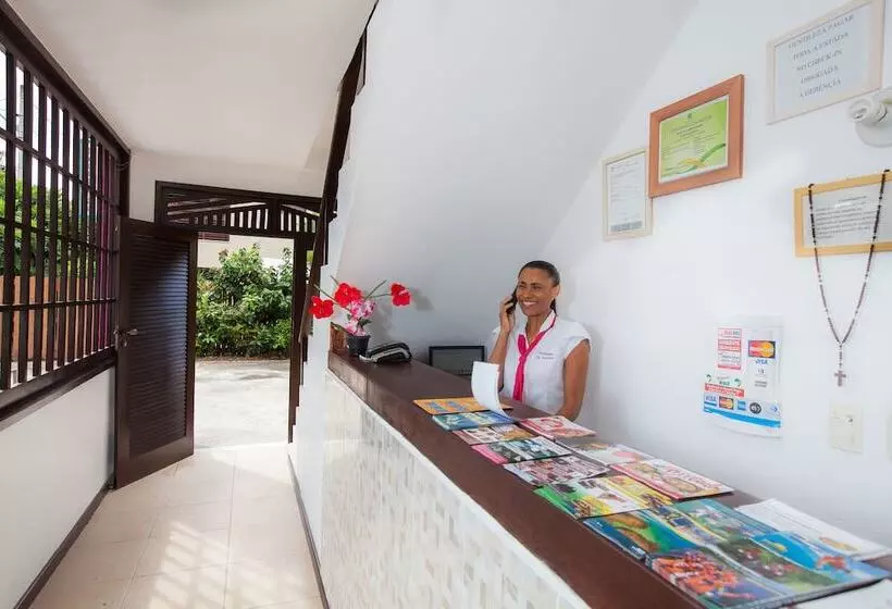 ペンション Pousada Tia Helena