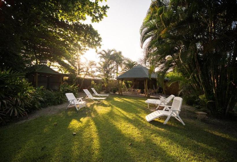 ペンション Pousada Treze Luas