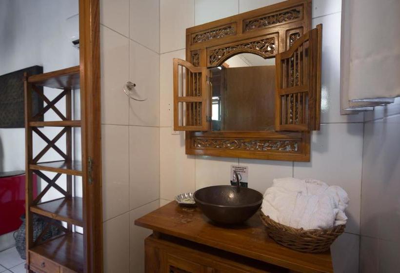 ペンション Pousada Treze Luas