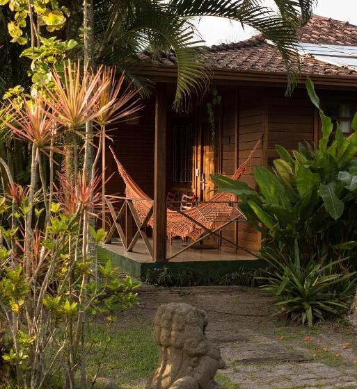 ペンション Pousada Treze Luas