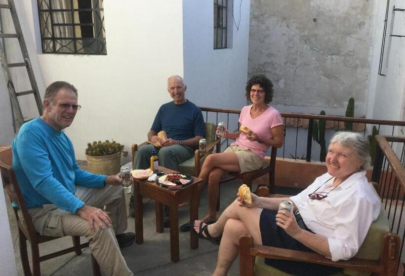 فندق صغير Posada Junco Y Capuli