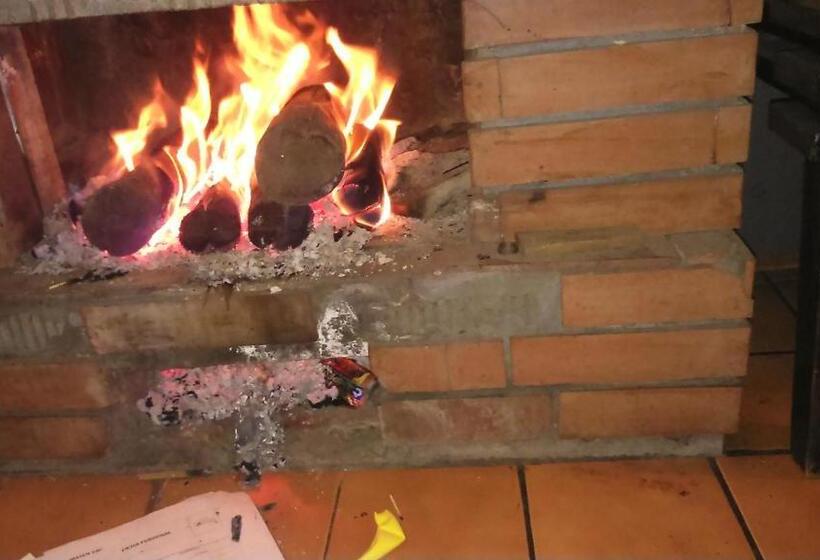 فندق صغير Posada Junco Y Capuli