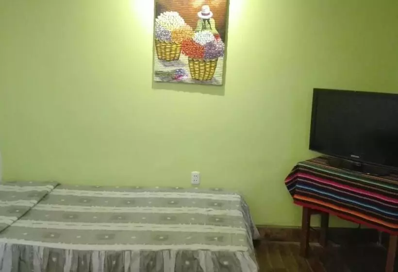 هاستل Posada Junco Y Capuli