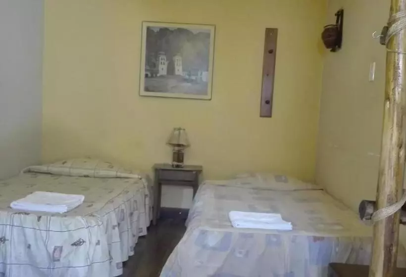 هاستل Posada Junco Y Capuli