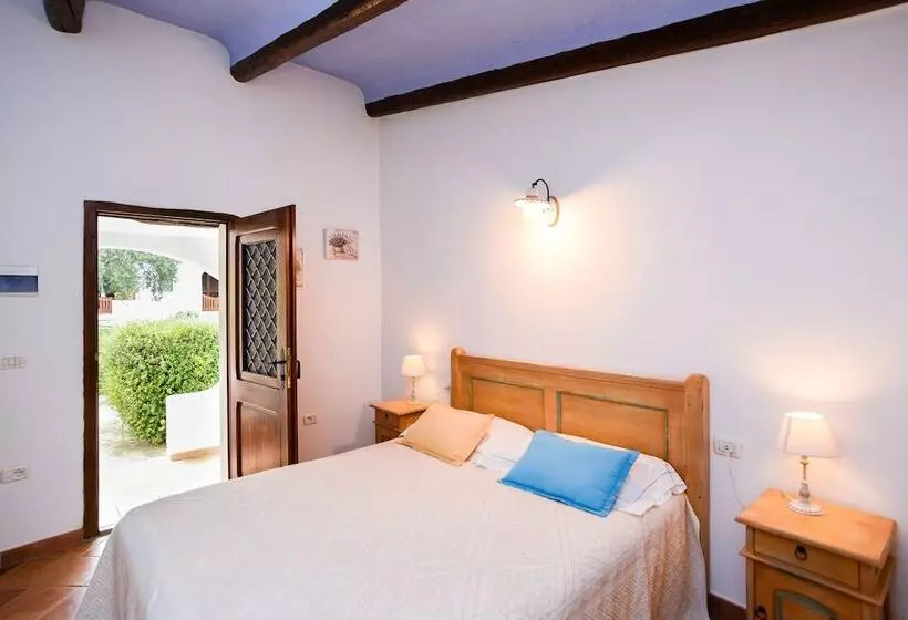 ホテル Agriturismo Guthiddai