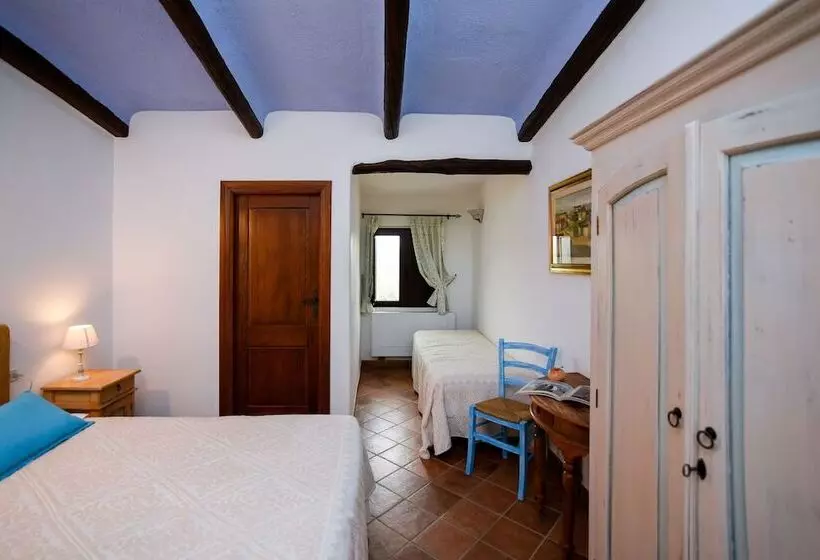 ホテル Agriturismo Guthiddai