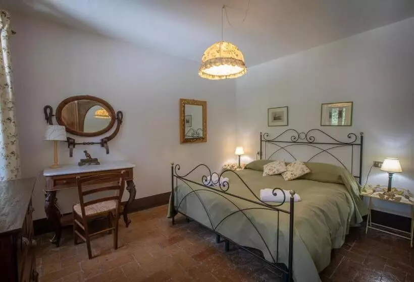 Hotelli Castello Santa Cristina