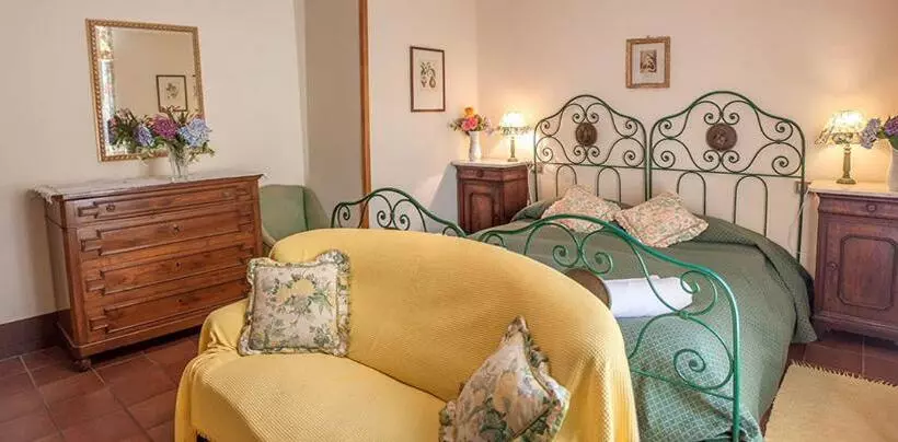 Hotelli Castello Santa Cristina