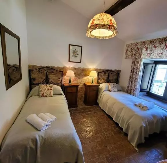 Hotelli Castello Santa Cristina