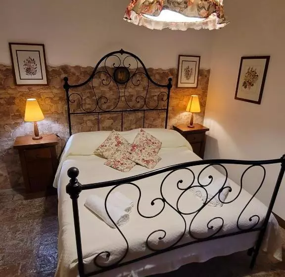 Hotelli Castello Santa Cristina