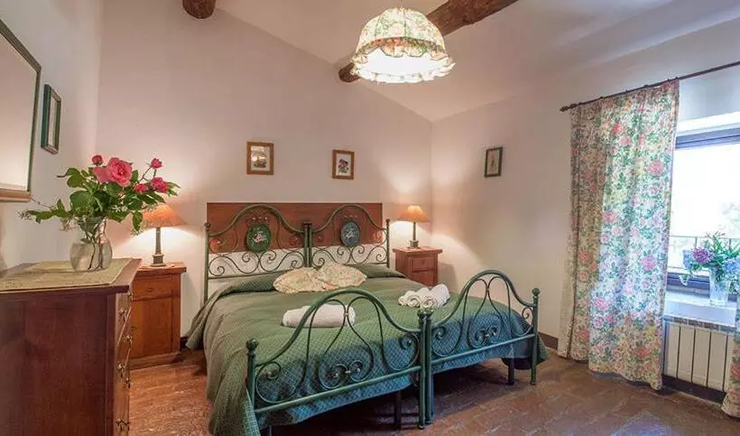 Hotelli Castello Santa Cristina