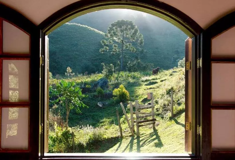 پانسیون Pousada Da Gruta