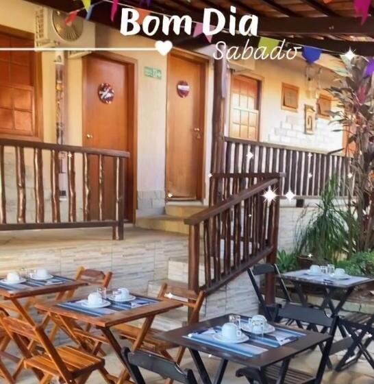 Pensione La Luna Dos Pireneus Pousada