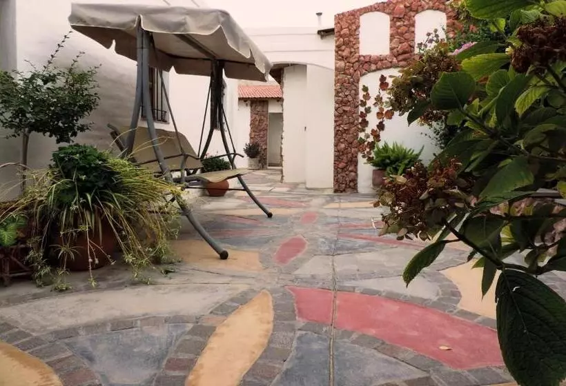 ユースホステル Hosteria Las Piedras