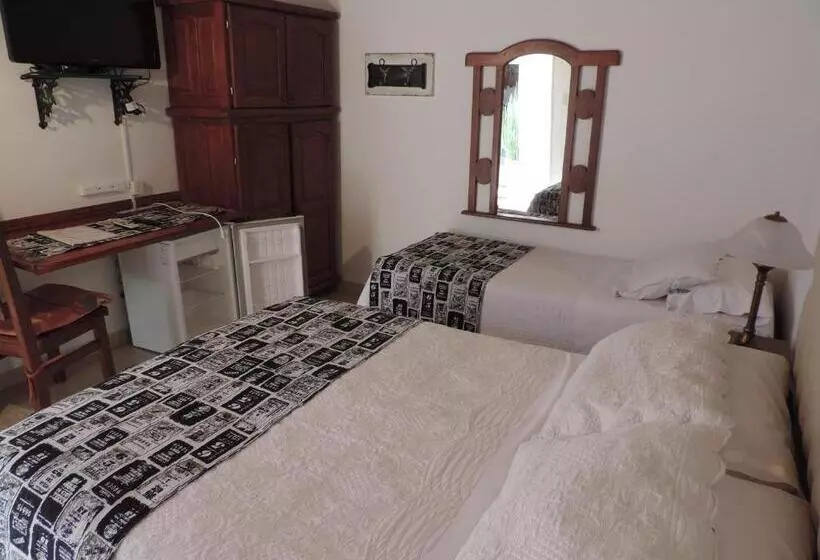 ユースホステル Hosteria Las Piedras