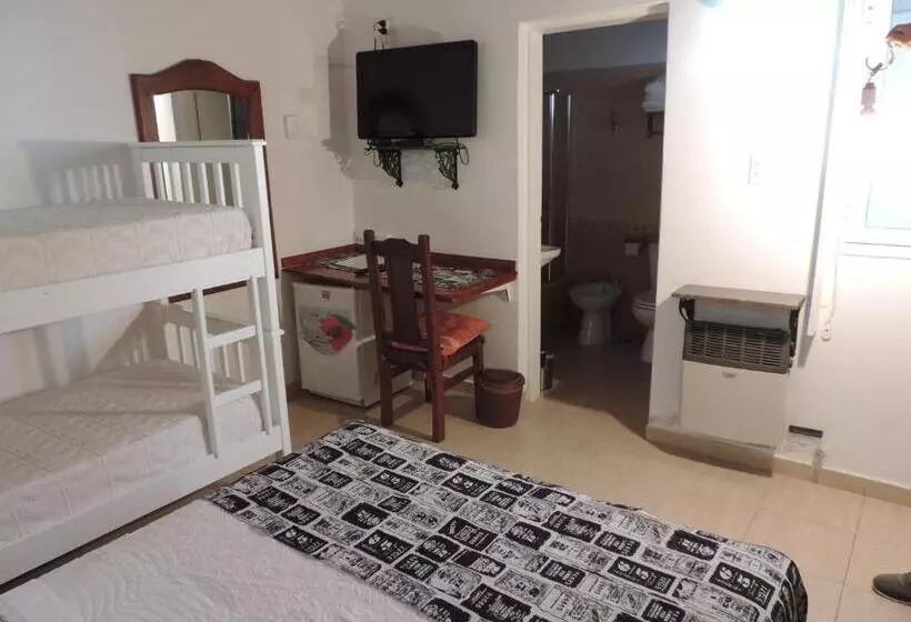 ユースホステル Hosteria Las Piedras