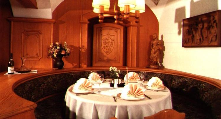 호스텔 Maurer Gasthof Vinothek