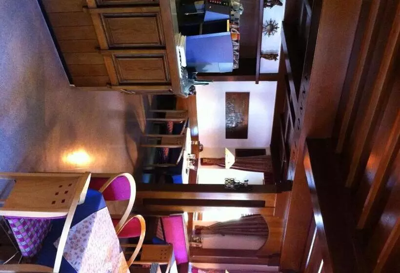 ユースホステル Maurer Gasthof Vinothek