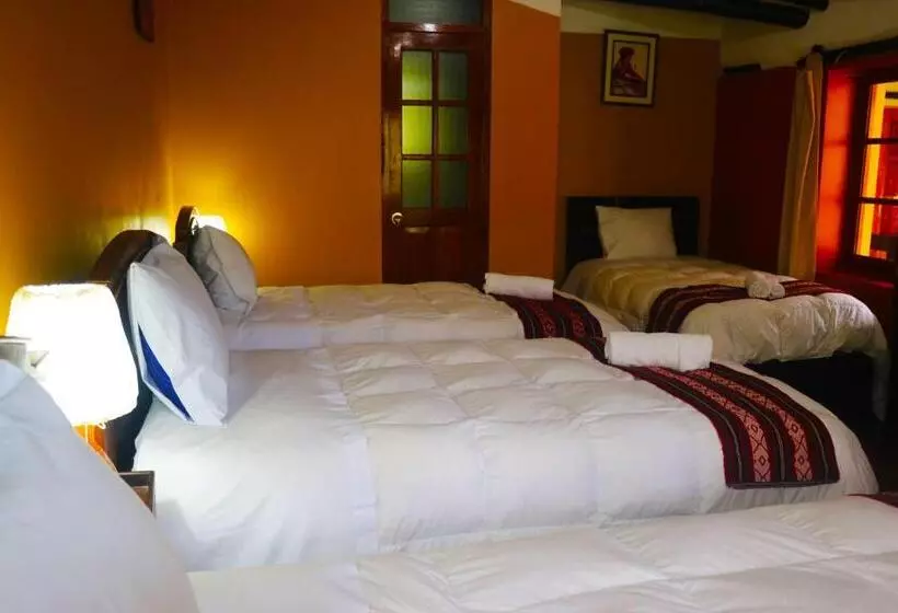 Retkeilymaja Wayras Hostal