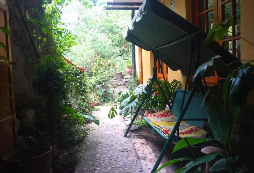 Retkeilymaja Wayras Hostal