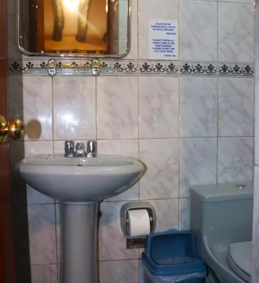 Retkeilymaja Wayras Hostal