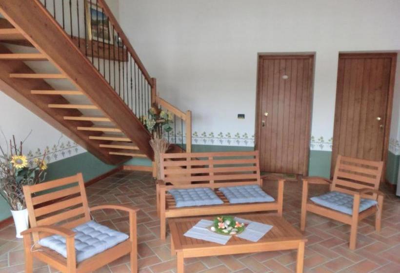 בית מלון כפרי Agriturismo Domus Rustica