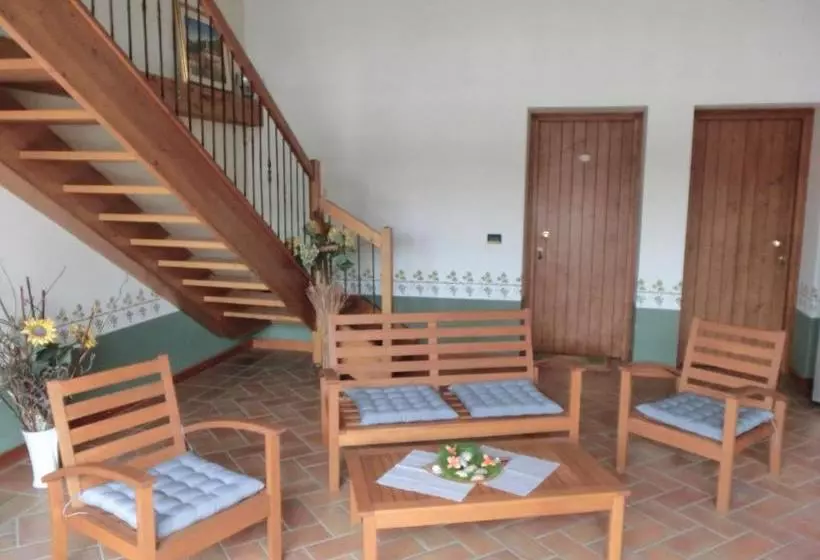 ホテル Agriturismo Domus Rustica