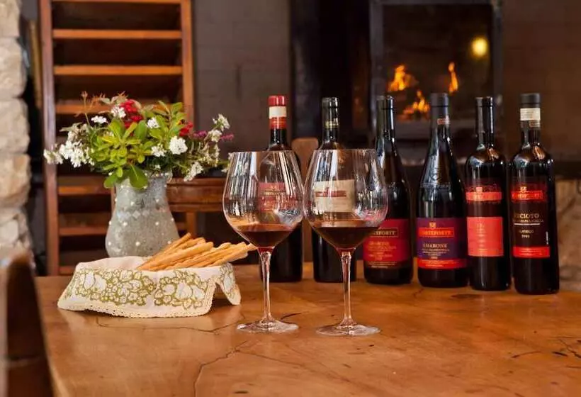 ホテル Azienda Agrituristica Corteforte
