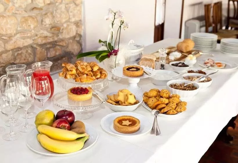 ホテル Azienda Agrituristica Corteforte