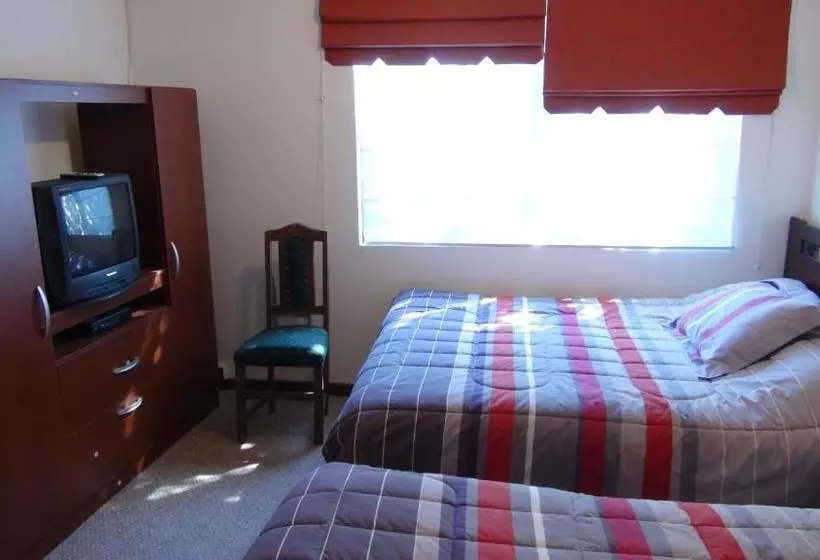 پانسیون Hostal Los Avellanos