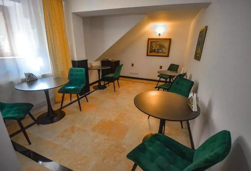 ペンション Vila Sarada Boutique