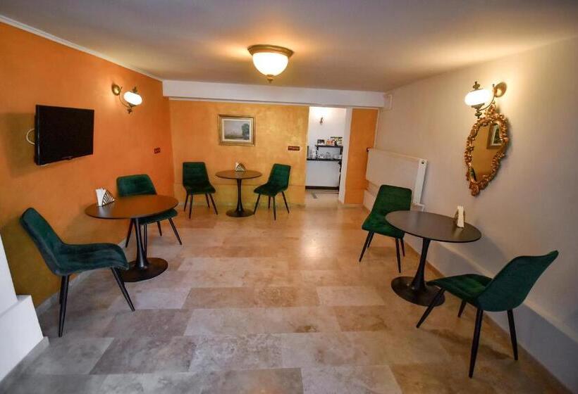 پانسیون Vila Sarada Boutique