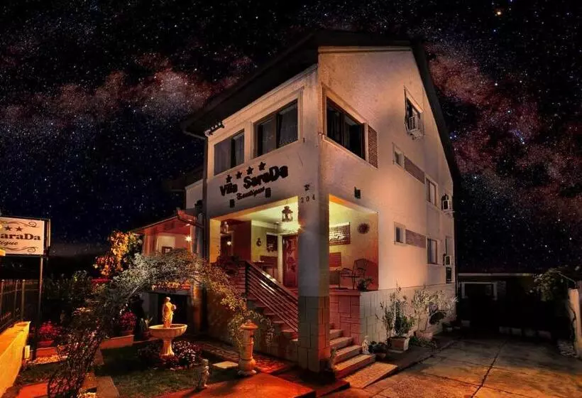 ペンション Vila Sarada Boutique