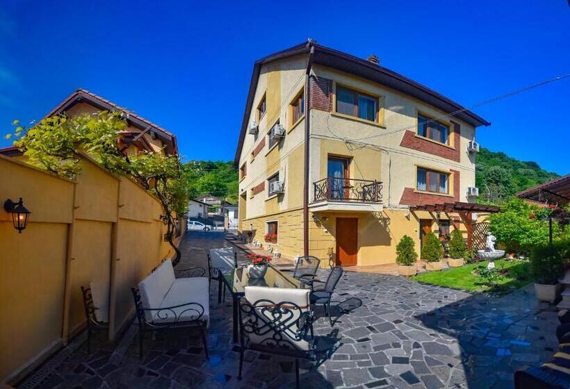 پانسیون Vila Sarada Boutique