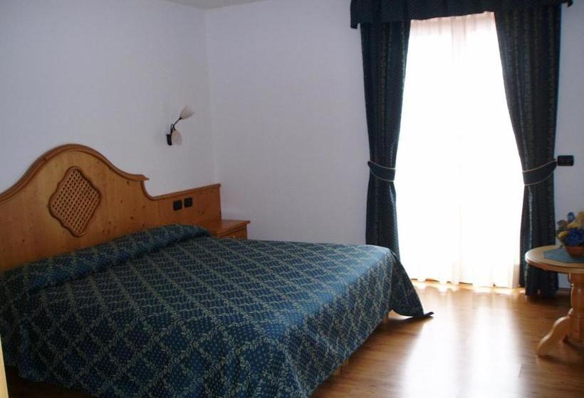 پانسیون Villa Golf